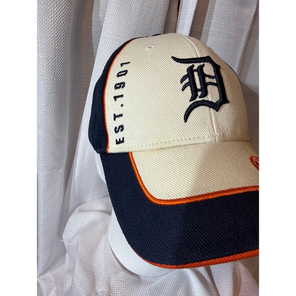 Detroit Tigers MLB Hat Fan Favorite Navy Cream Orange Adjustable Baseball Cap - Picture 3 of 8